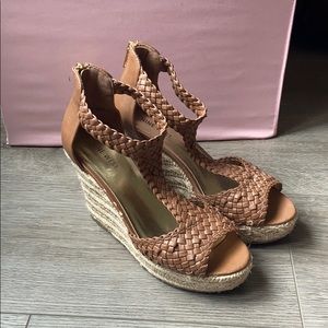 👡Nine West Wedges